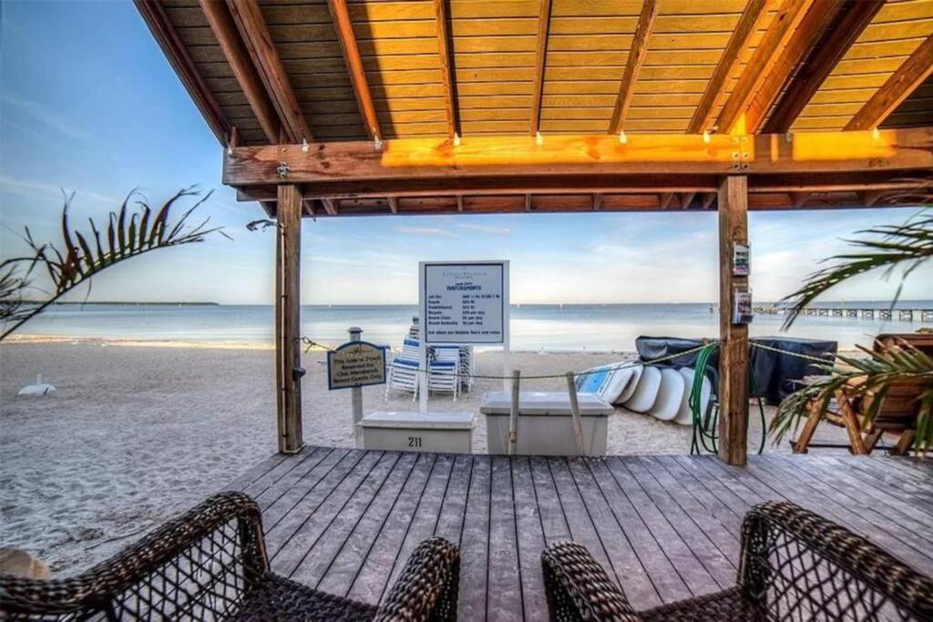 Manatee, Studio202, Steps Away! Pool+wifi * Ruskin